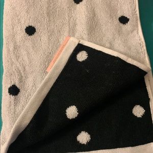 Kate Spade deco dot hand towel